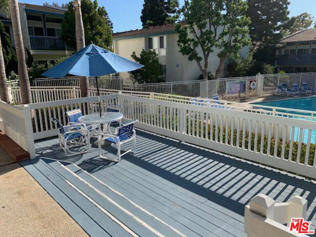 607 PROSPECT Avenue, Redondo Beach, California 90277, 1 Bedroom Bedrooms, ,1 BathroomBathrooms,Residential,Sold,PROSPECT,20584918