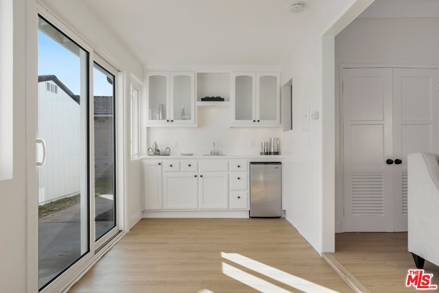4 Bed Home for Sale in Hawthorne, California
