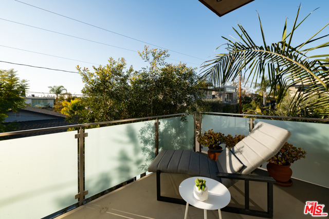 3 Bed Home for Sale in Venice, California