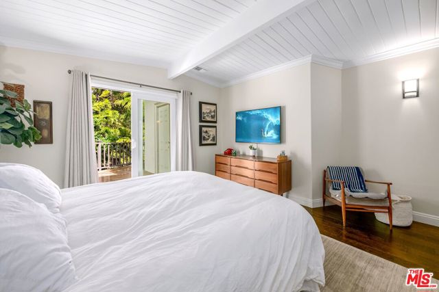 4 Bed Home for Sale in Sherman Oaks, California