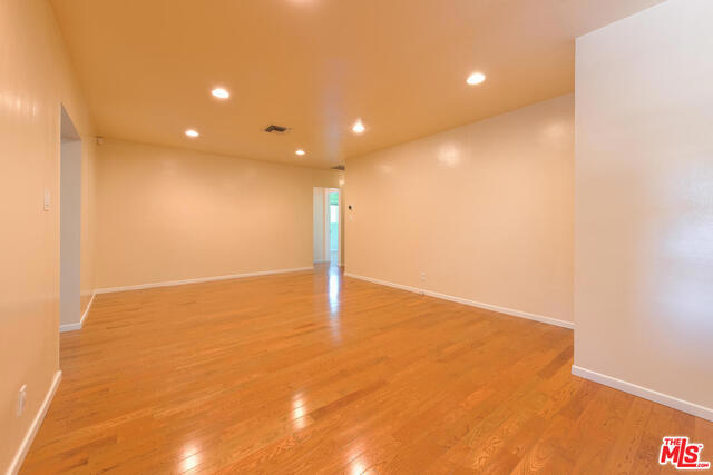 3 Bed Home for Sale in Lake Balboa, California