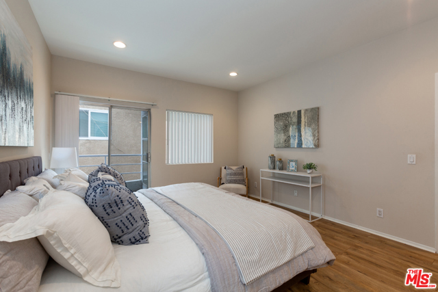2 Bed Home for Sale in Los Angeles, California