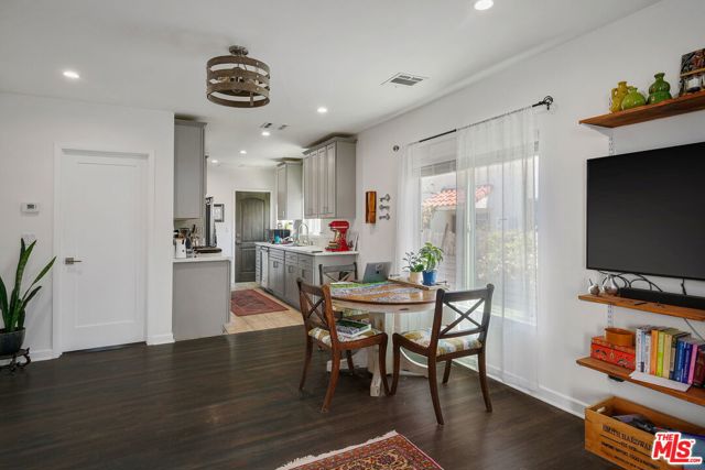  Income Home for Sale in Los Angeles, California