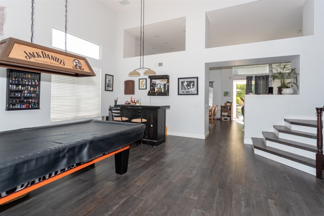 4878 Glenhollow Cir