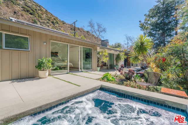 3 Bed Home for Sale in Los Angeles, California