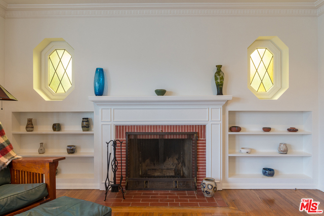 2 Bed Home for Sale in Culver City, California