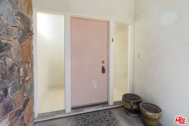 5 Bed Home for Sale in Playa del Rey, California