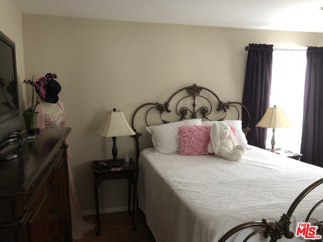 617 BERYL Street, Redondo Beach, California 90277, 2 Bedrooms Bedrooms, ,1 BathroomBathrooms,Residential,Sold,BERYL,18323684