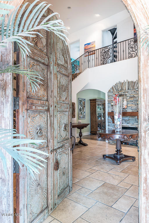 5 Bed Home for Sale in Sherman Oaks, California