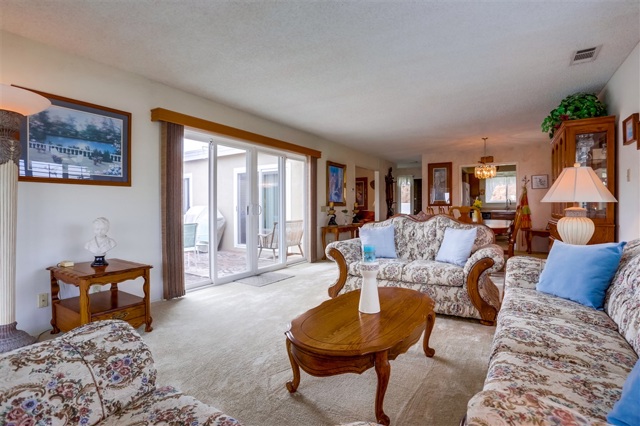 3747 S Vista Campana