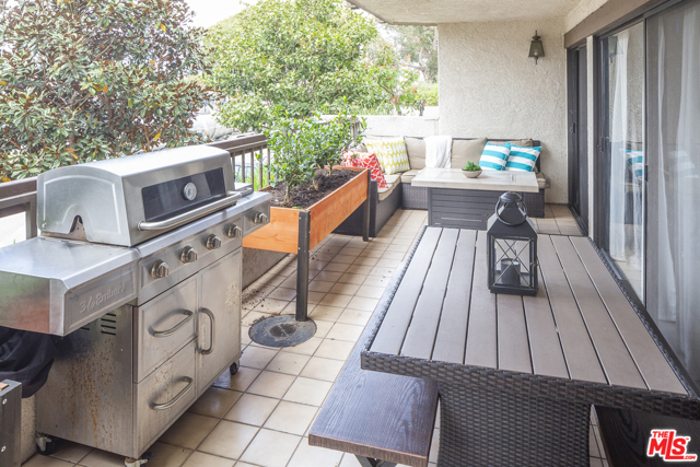 2 Bed Home for Sale in Playa del Rey, California