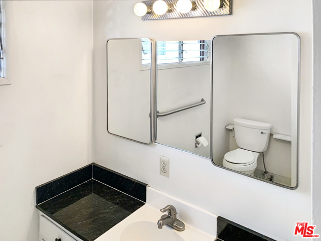 4 Bed Home for Sale in Van Nuys, California