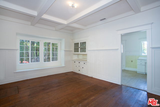 2 Bed Home for Sale in Los Angeles, California