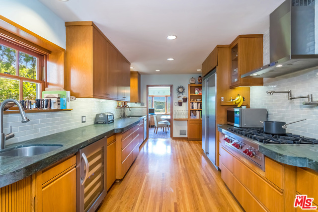 3 Bed Home for Sale in Los Angeles, California