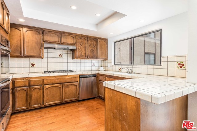 2603 ROCKEFELLER Lane, Redondo Beach, California 90278, 2 Bedrooms Bedrooms, ,1 BathroomBathrooms,Residential,Sold,ROCKEFELLER,20578420