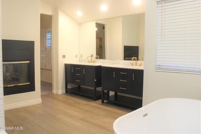 3 Bed Home for Sale in Oak Park, California
