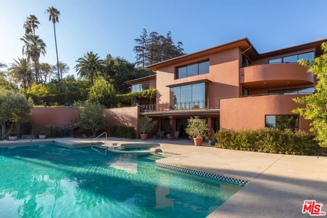 5 Bed Home for Sale in Los Angeles, California