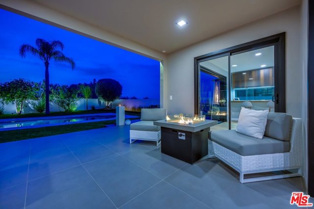 4 Bed Home for Sale in Encino, California