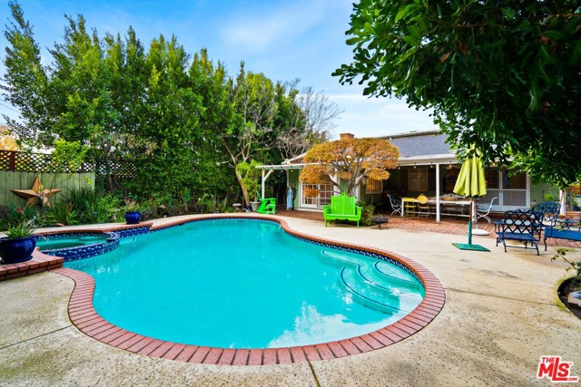 5 Bed Home for Sale in Sherman Oaks, California