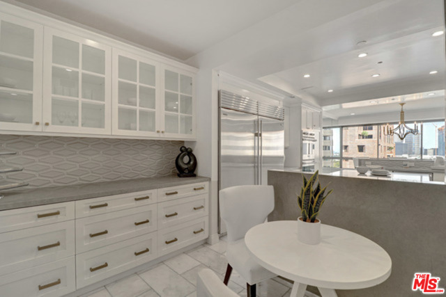 2 Bed Home for Sale in Los Angeles, California