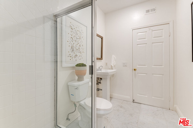 3 Bed Home for Sale in Los Angeles, California