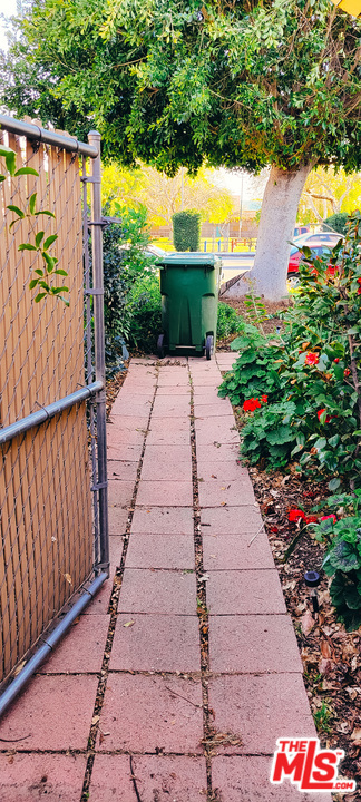 3 Bed Home for Sale in Granada Hills, California
