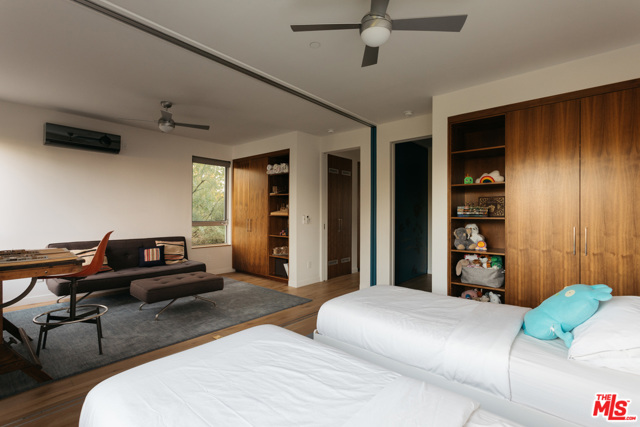 3 Bed Home for Sale in Los Angeles, California