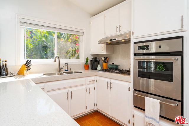 1708 ARMOUR Lane, Redondo Beach, California 90278, 3 Bedrooms Bedrooms, ,1 BathroomBathrooms,Residential,Sold,ARMOUR,18397296