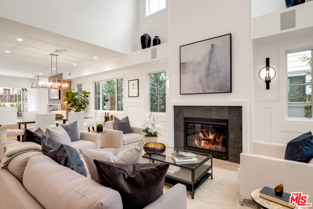 1813 OAK Avenue, Manhattan Beach, California 90266, 5 Bedrooms Bedrooms, ,4 BathroomsBathrooms,Residential,Sold,OAK,19433822