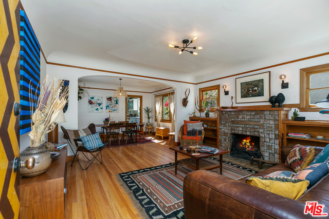 2 Bed Home for Sale in Los Angeles, California
