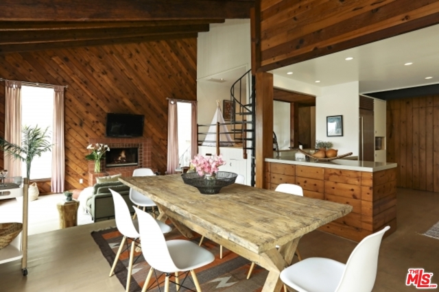 5 Bed Home for Sale in Los Angeles, California