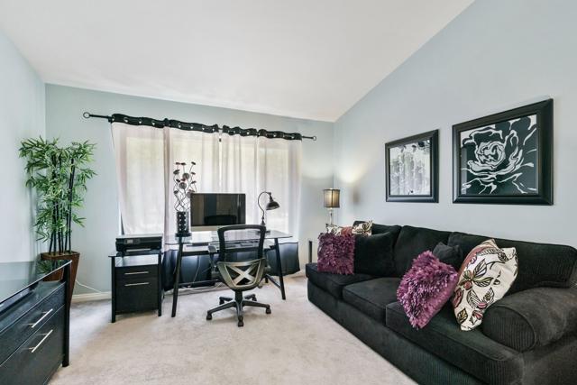 2 Bed Home for Sale in Oak Park, California