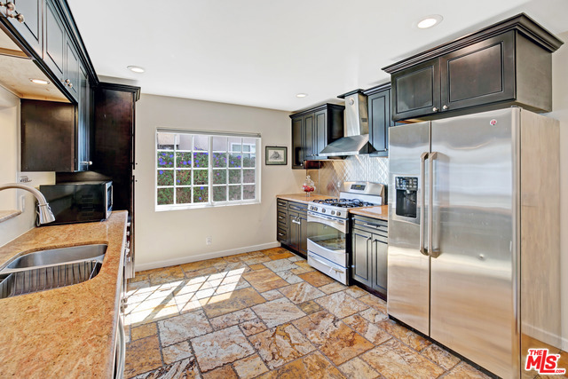 3 Bed Home for Sale in Sherman Oaks, California