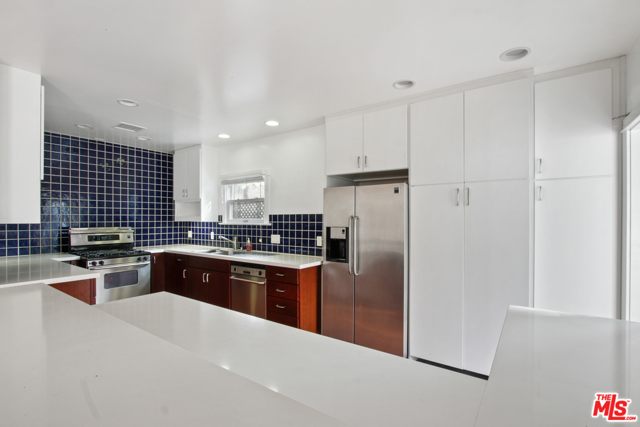 2 Bed Home for Sale in Venice, California