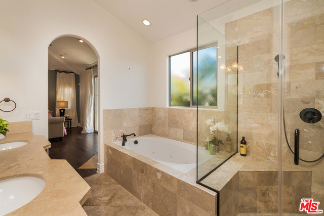 1908 CURTIS Avenue, Redondo Beach, California 90278, 4 Bedrooms Bedrooms, ,3 BathroomsBathrooms,Residential,Sold,CURTIS,17248288