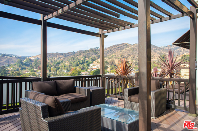 1 Bed Home for Sale in Los Angeles, California