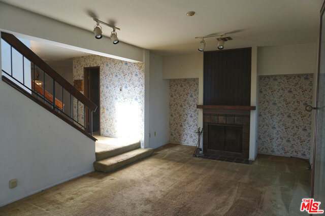 403 ELENA Avenue, Redondo Beach, California 90277, 3 Bedrooms Bedrooms, ,2 BathroomsBathrooms,Residential,Sold,ELENA,18397874