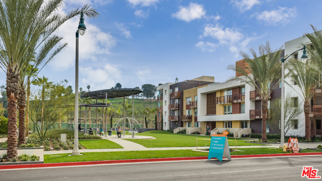 2 Bed Home for Sale in Playa Vista, California