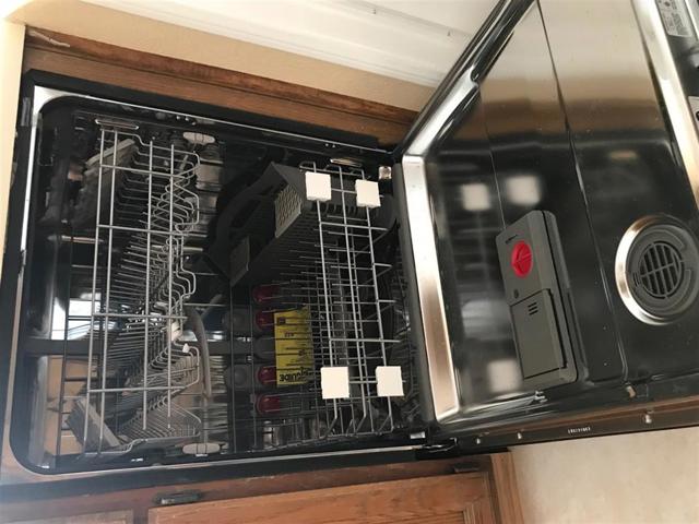 Brand new Dishwasher.