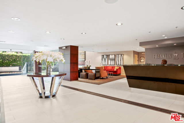 1 Bed Home for Sale in Los Angeles, California