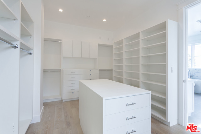 1350 23RD Street, Manhattan Beach, California 90266, 5 Bedrooms Bedrooms, ,3 BathroomsBathrooms,Residential,Sold,23RD,18340096