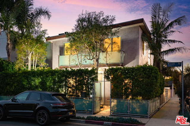 3 Bed Home for Sale in Venice, California