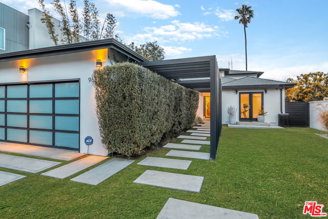 4 Bed Home for Sale in Venice, California