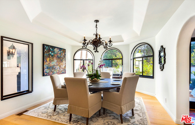 5 Bed Home for Sale in Malibu, California