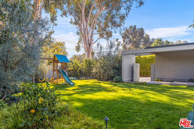 4 Bed Home for Sale in Los Angeles, California