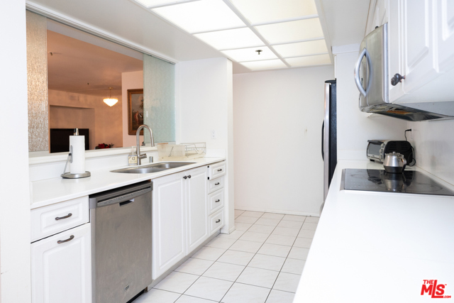 2 Bed Home for Sale in Los Angeles, California