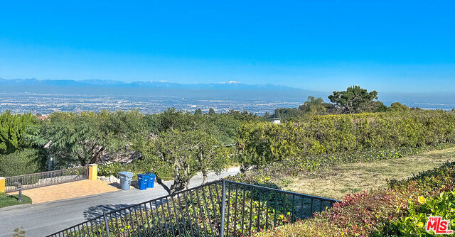 28928 CRESTRIDGE Road, Rancho Palos Verdes, California 90275, 5 Bedrooms Bedrooms, ,5 BathroomsBathrooms,Residential,Sold,CRESTRIDGE,19453042
