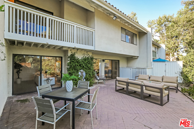 4 Bed Home for Sale in Los Angeles, California