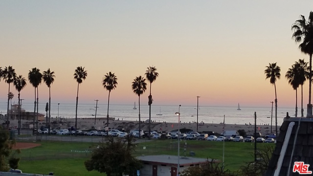 3 Bed Home for Sale in Playa del Rey, California