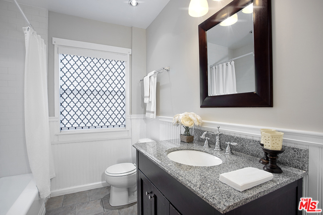3 Bed Home for Sale in Lake Balboa, California